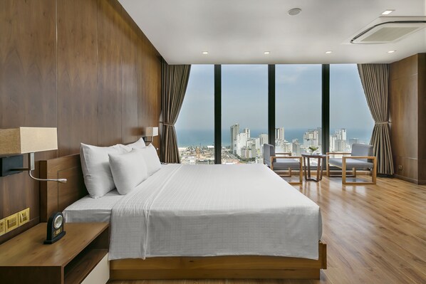 Habitación doble Deluxe, 1 cama King size, vista a la playa | Ropa de cama de alta calidad, edredón y camas Select Comfort 