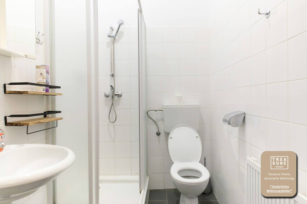 Apartment (A7) | Bathroom