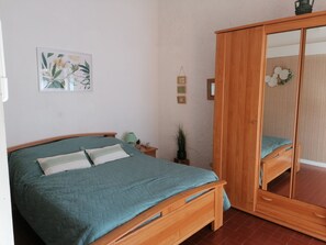 3 camere, culla da viaggio, Wi-Fi gratuito