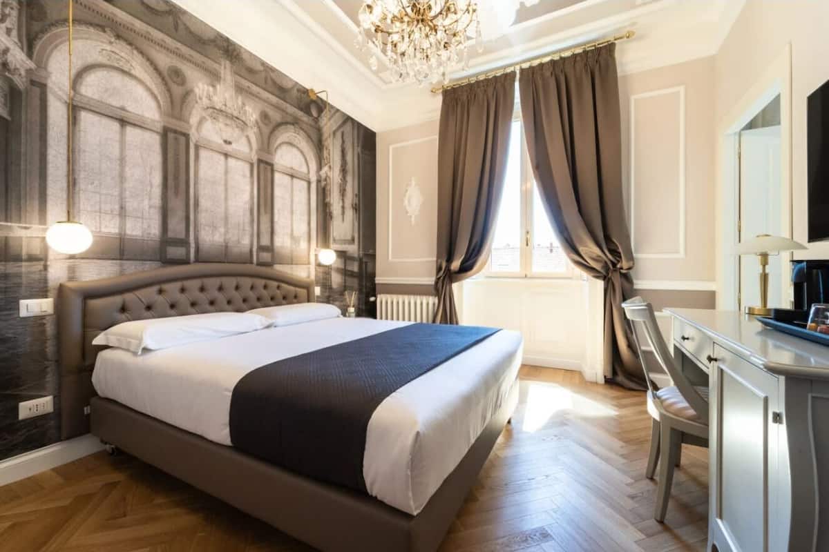 Deluxe Double Room | Frette Italian sheets, premium bedding, down duvets, pillow-top beds