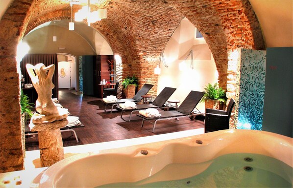 Espace de soins pour les couples, soins corporels, soins d'aromathérapie