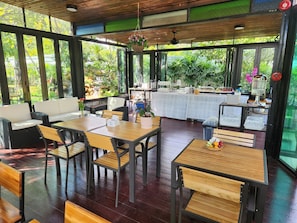 Free daily continental breakfast  - Baan Nern Khao Resort (Bang Lamung)