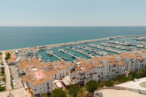 Marina/club náutico