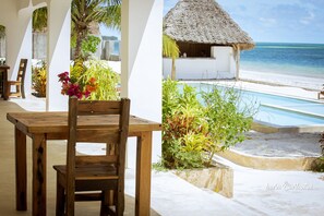 Deluxe Room | 2 bedrooms, free WiFi, bed sheets