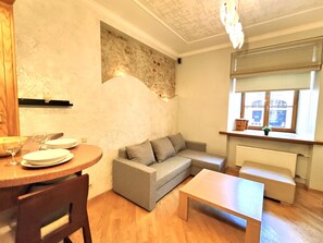 TV - Swedish Gate One Bedroom Apartments Old Town Riga (Riga)