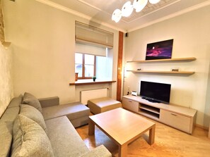 TV