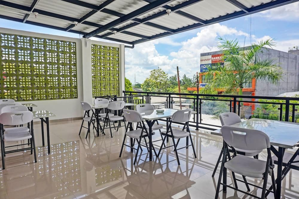 Hotel O De Luna Hotel
