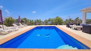 Piscine extérieure