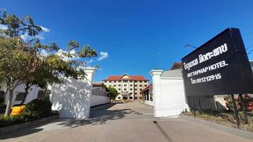 Mặt tiền nơi lưu trú