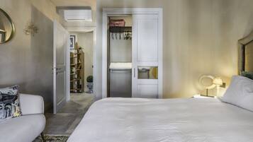 2 bedrooms, iron/ironing board, free cots/infant beds, free WiFi