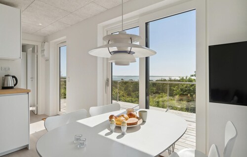 1 bedroom beautiful home in Knebel