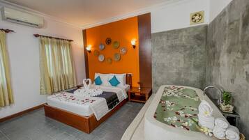 Family Connecting with Bathtub | Deep-soaking bathtub