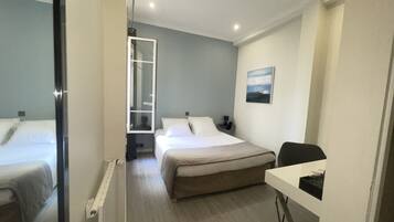 Standaard kamer | 1 slaapkamer, een kluis op de kamer, individueel gedecoreerd