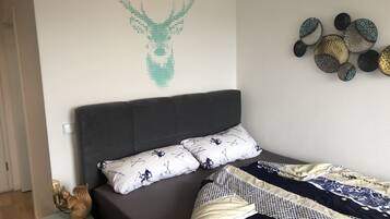 1 bedroom, WiFi, bed sheets