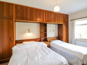 5 phòng ngủ, trang trí khác biệt 