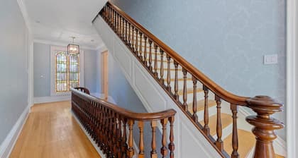 Historic Busiel House in the Heart of Laconia