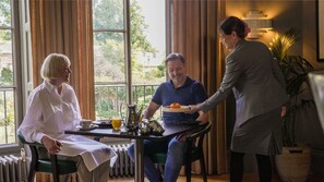 Petit-déjeuner préparé à la commande compris tous les jours