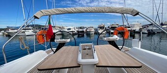 Sleeping on a Yacht Experience
