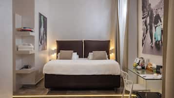 Deluxe Room, 1 King Bed with Sofa bed | 1 bedroom, premium bedding, down duvets, memory-foam beds