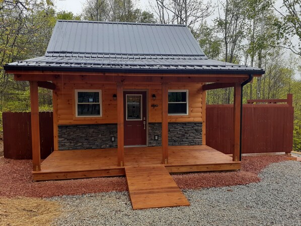 Exterior - Turkey Trail, Hot Tub, Secluded, Pet Friendly (Logan)