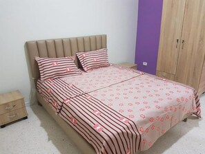 2 Schlafzimmer, Bügeleisen/Bügelbrett, kostenloses WLAN, Bettwäsche