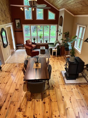 Smart-TV, Bücher, Drucker