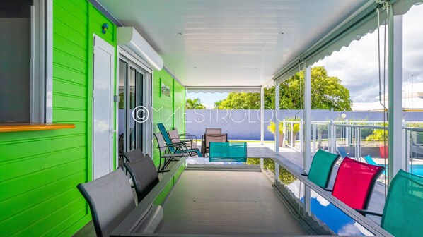 Comfort Villa | Terrace/patio