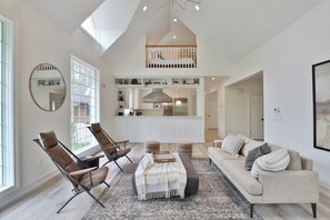 Téléviseur connecté, jeux vidéo, table de ping-pong