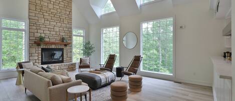 Smart TV, fireplace, video games, ping pong