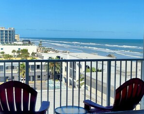 Property grounds - Ocean View Studio • Steps to Beach (Daytona Beach)