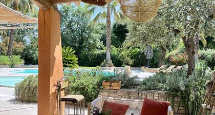 Bienvenue Dans Notre Villa "La Bastide" Située à Saint Paul de Vence