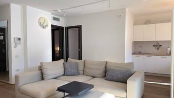 智能電視、書籍、打印機