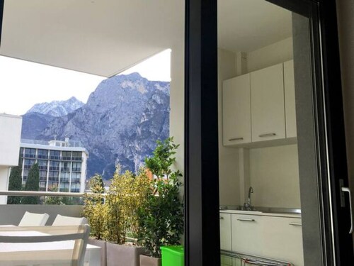 Apartment with a beautiful terrace