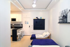 Appartamento Deluxe | 1 camera, biancheria da letto ipoallergenica, una scrivania