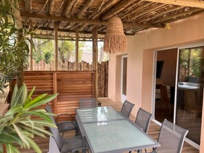 Outdoor dining - T3 Avec Spa, Hyper Centre, Port (Porto-Vecchio)