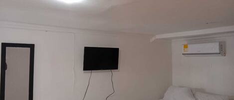 1 Schlafzimmer, Bügeleisen/Bügelbrett, kostenloses WLAN, Bettwäsche