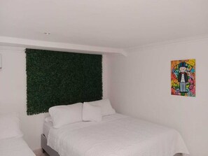 1 bedroom, iron/ironing board, free WiFi, bed sheets - Habitacion Imperial 202 Para Familias, en el Mejor Sitio de la Ciudad (Barranquilla)