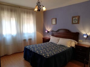 Iron/ironing board, free WiFi - Complejo rural Mirador del Condado (Castellar de Santisteban)