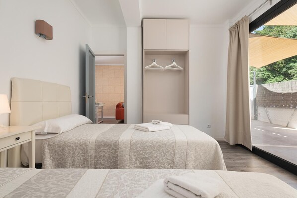 2 bedrooms, WiFi, bed sheets