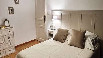 3 chambres, bureau, fer et planche Ă repasser, Wi-Fi gratuit