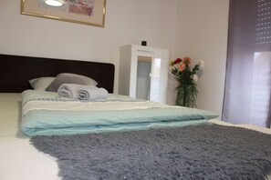 1 bedroom, iron/ironing board, WiFi, bed sheets - Zv-scholtz, Bgh, Ap-25 (Burghausen)