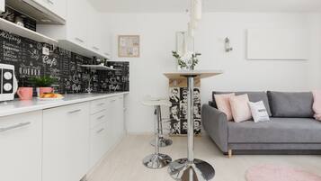 Studio, Kitchen | Living room