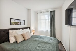 1 quarto, berço de viagem, Wi-Fi de cortesia, roupa de cama