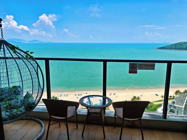 Elite Apartment, 1 Queen Bed, Sea View | Balcony view