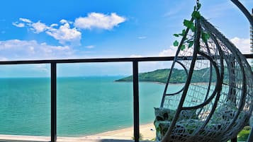 Superior Apartment, 2 Queen Beds, Sea View | Balcony view