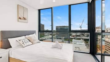 2 Schlafzimmer, Schreibtisch, Bügeleisen/Bügelbrett, kostenloses WLAN