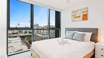 2 bedrooms, desk, iron/ironing board, free WiFi