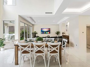 Interior - Luxury Hilltop Brand-New 5BD Holiday Home (Carindale)