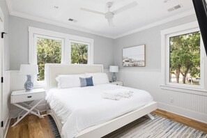 4 quartos, acesso à internet, roupa de cama