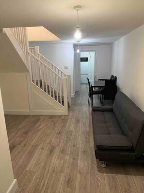 Leilighet, flere senger | Oppholdsområde